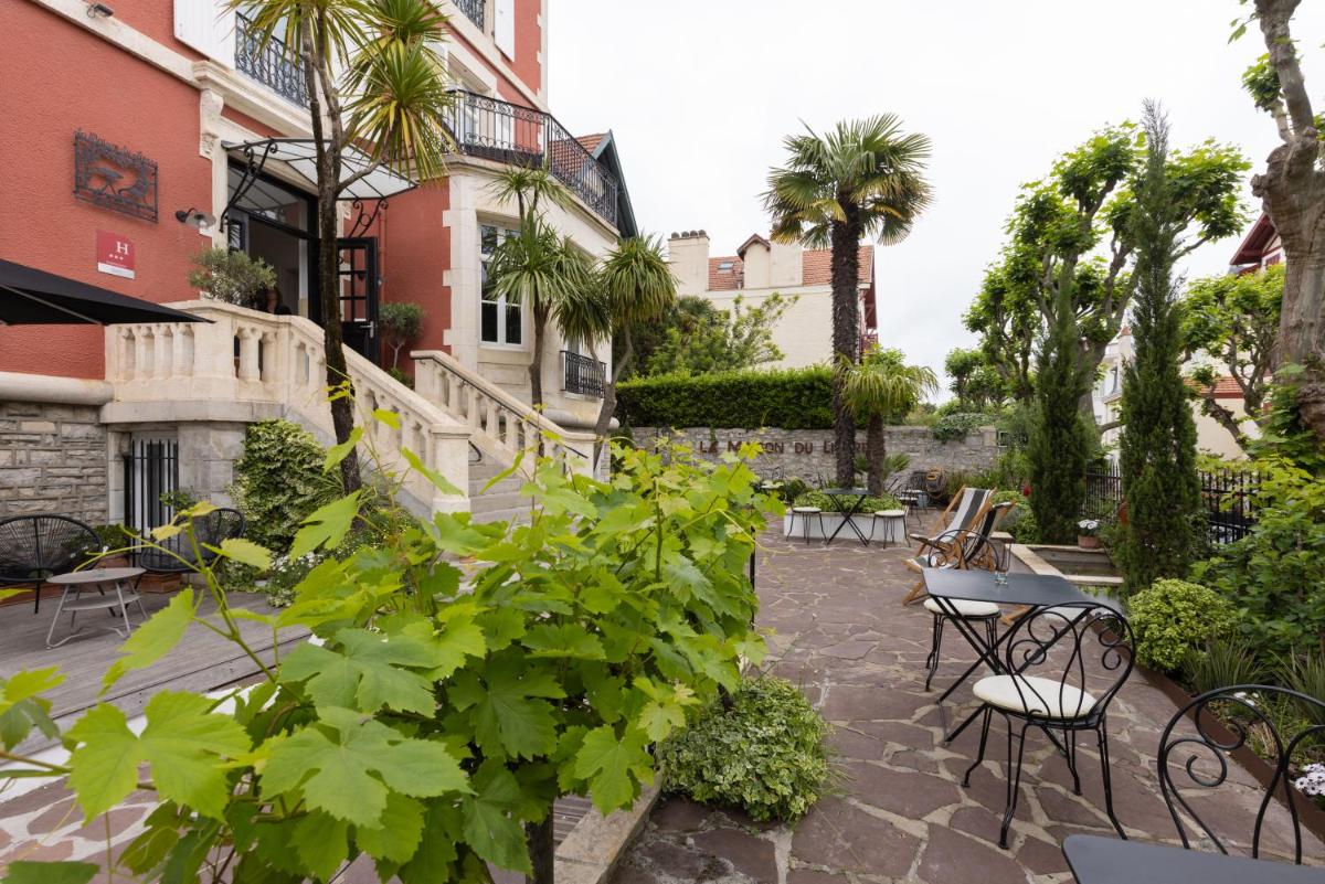 Jardin de l'établissement Hôtel & Espace Bien-être La Maison du Lierre
