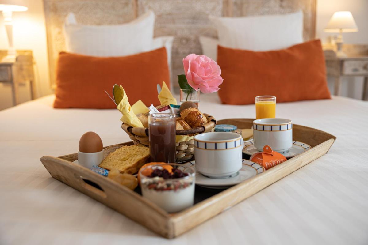 Nourriture dans l'hôtel ou à proximité