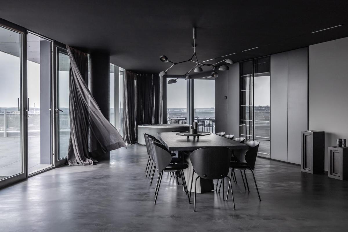 Grey Penthouse - Housity