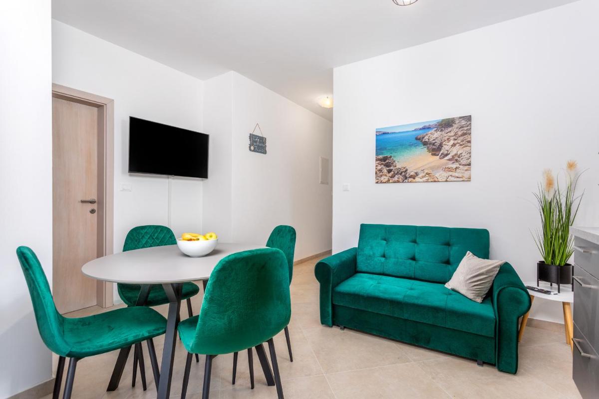 Divine Apartments - Hizvo