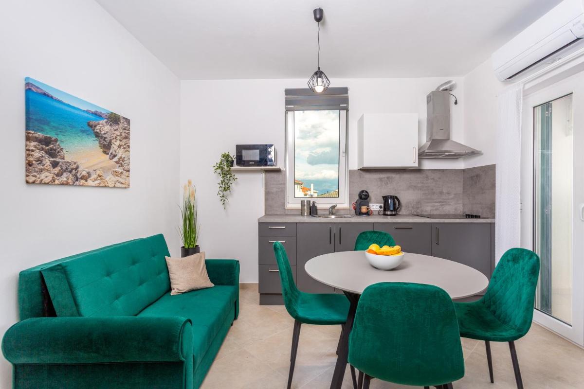 Divine Apartments - Hizvo