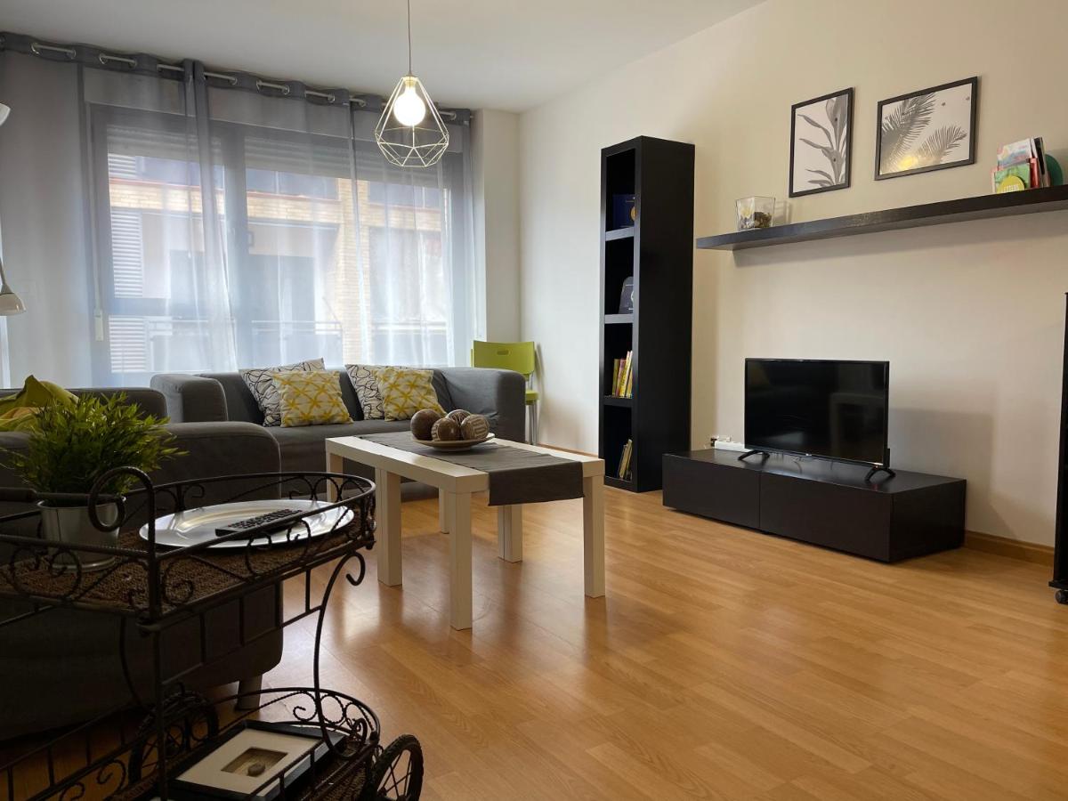 Apartamentos Ribera Navarra - Bardenas - Housity