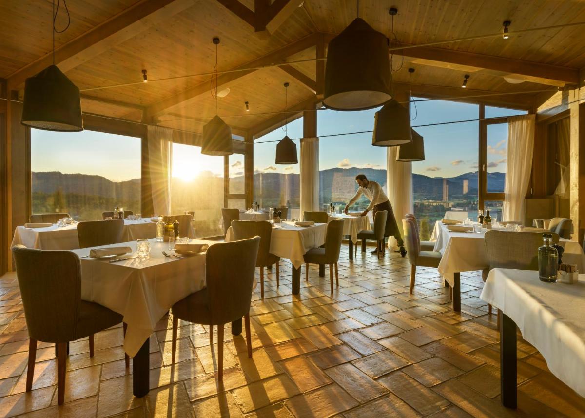 Zona de estar de Torre del Marqués Hotel Spa & Winery - Small Luxury Hotels