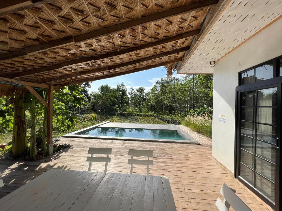 ดอนหลา 2 BedRooms Villa with Pool and space for Party - Housity