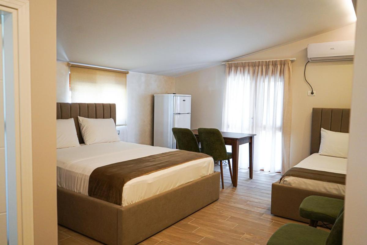 DelMar Apartments - Housity