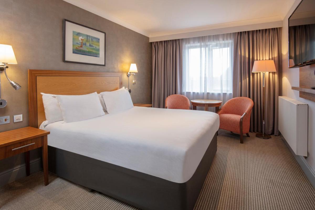 Cambridge Belfry Hotel & Spa - Housity