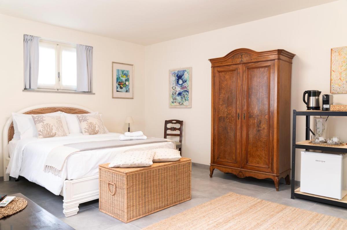 FLOWERS ROOM stanza privata tra Como e Milano - Housity