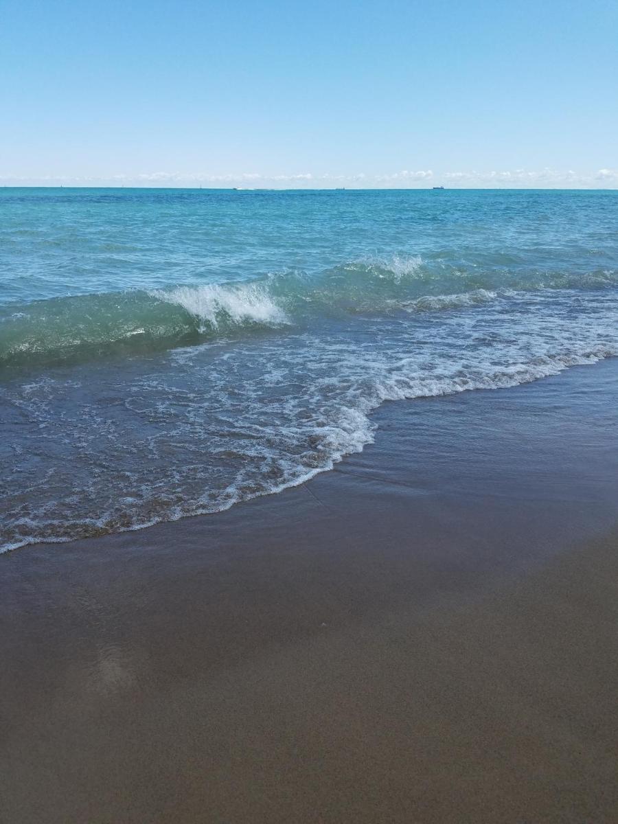 Lake Huron Beach Suite Fort Gratiot-Port Huron - Housity