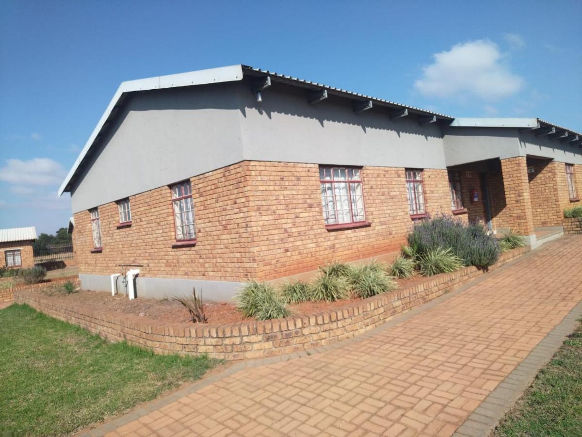 KUNGWINI ACADEMY CENTRE - Housity