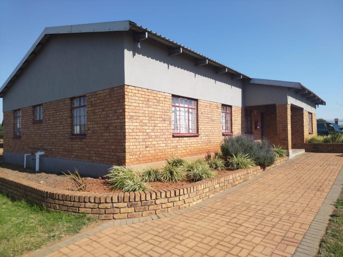 KUNGWINI ACADEMY CENTRE - Housity