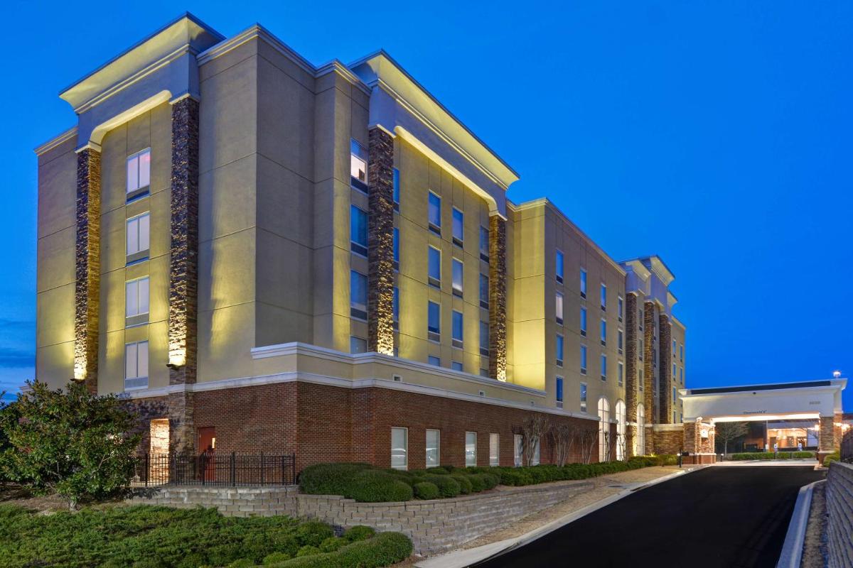 Hampton Inn & Suites Birmingham-Hoover-Galleria - Housity