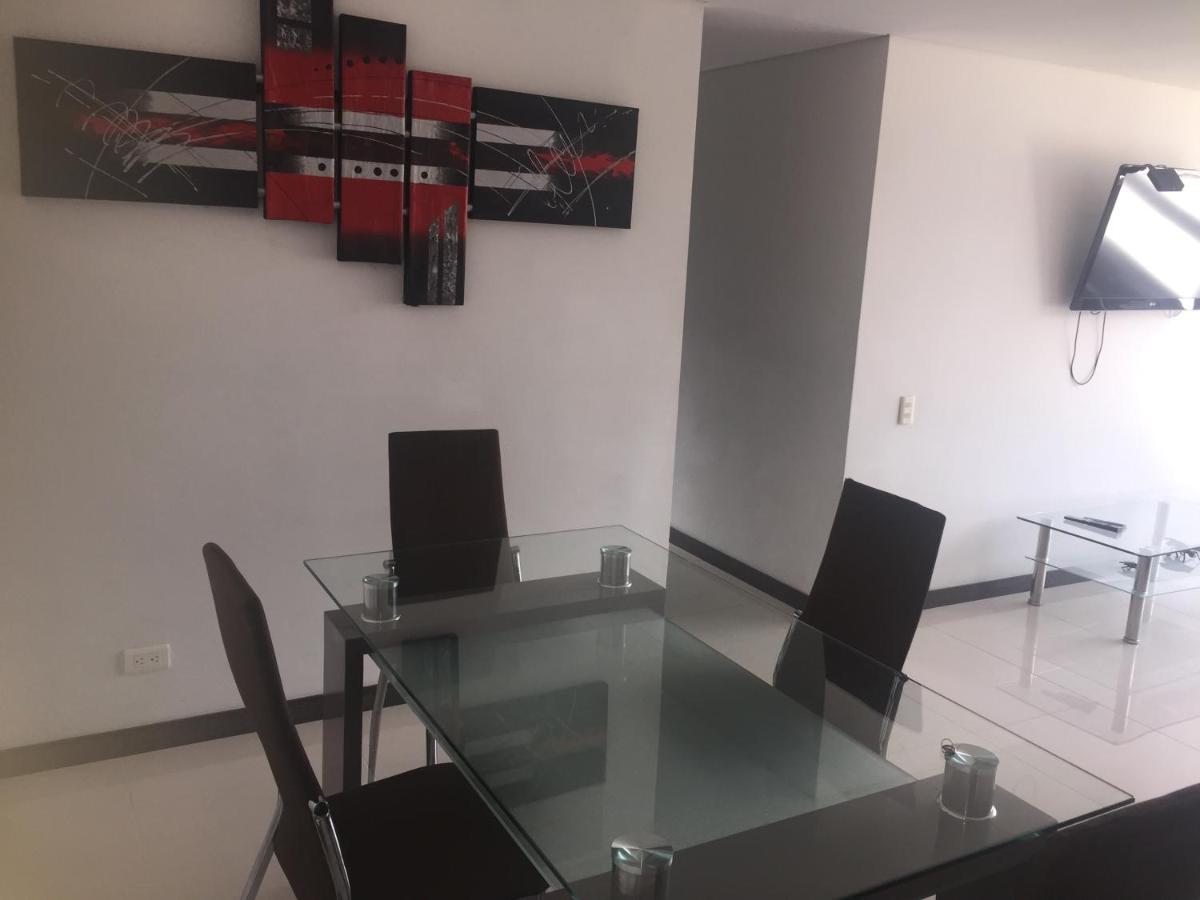 Apartamento relajante, amplio, moderno e iluminado, Sabaneta, Medellín , 3 alcobas - Housity