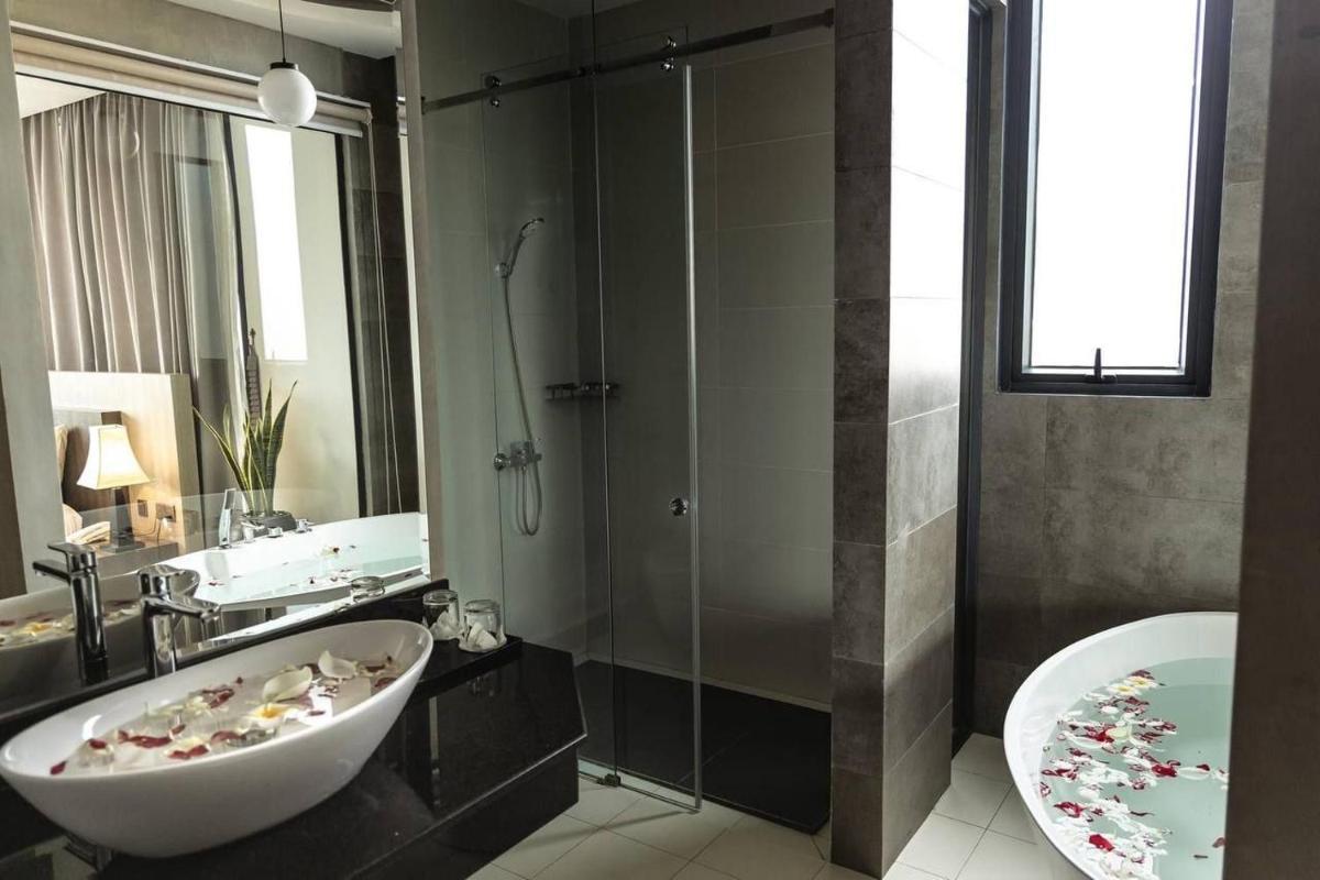 Yi lin jiu dian yilinhotel - Housity