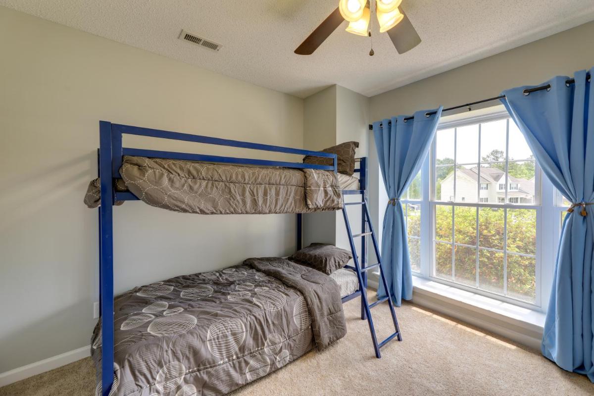 Swansboro Vacation Rental, 4 Mi to Hammocks Beach! - Housity