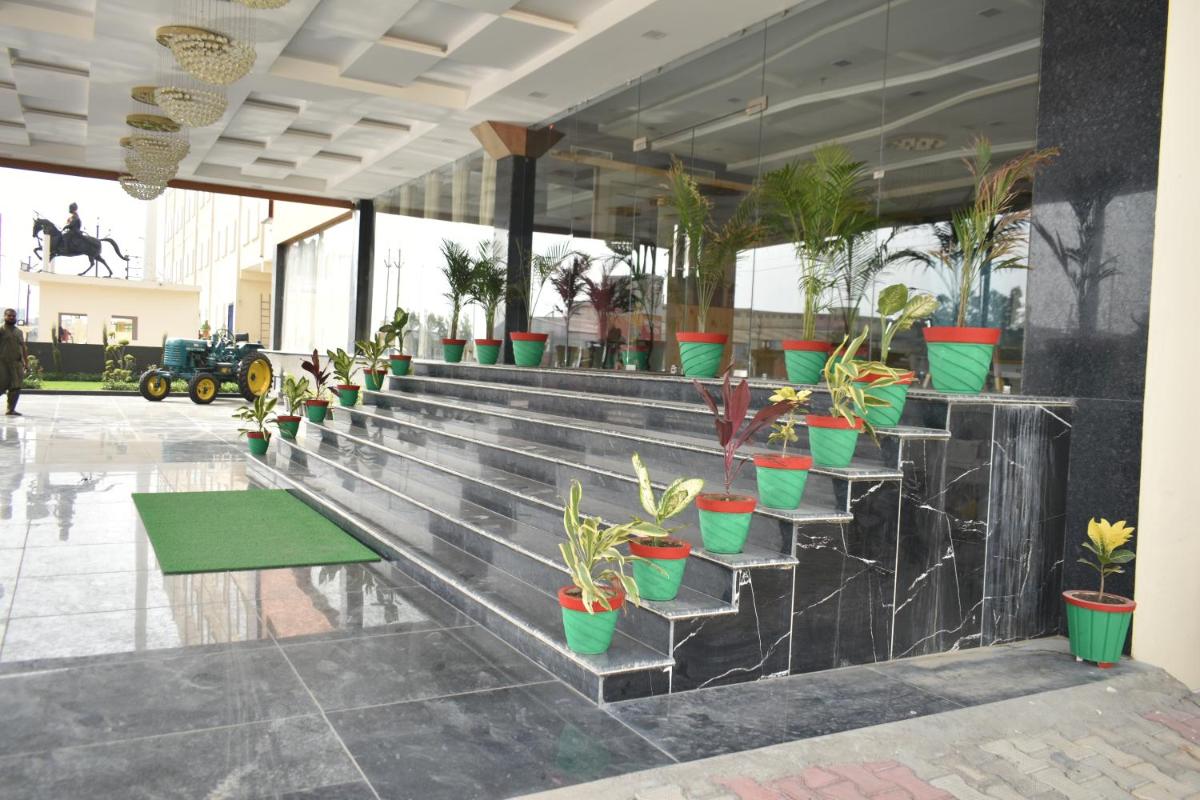 Suitetrails - PULASTYA RESORT
