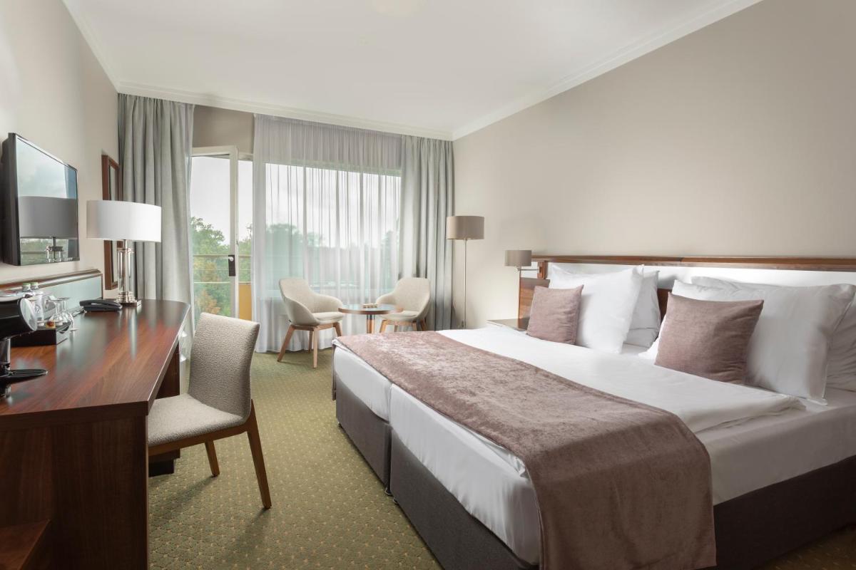 Spa Resort Tree of Life - Housity