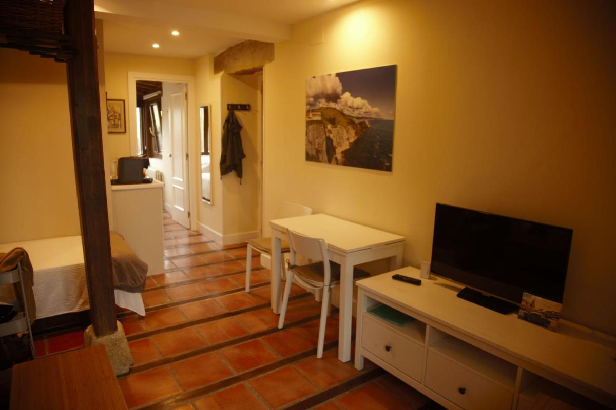 2 HABIT, SALA, TERRAZA, JARDIN, PARKING GRATiS - Housity