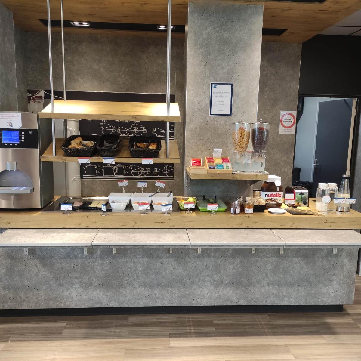 ibis budget Tours Centre Gare et congrès - Housity