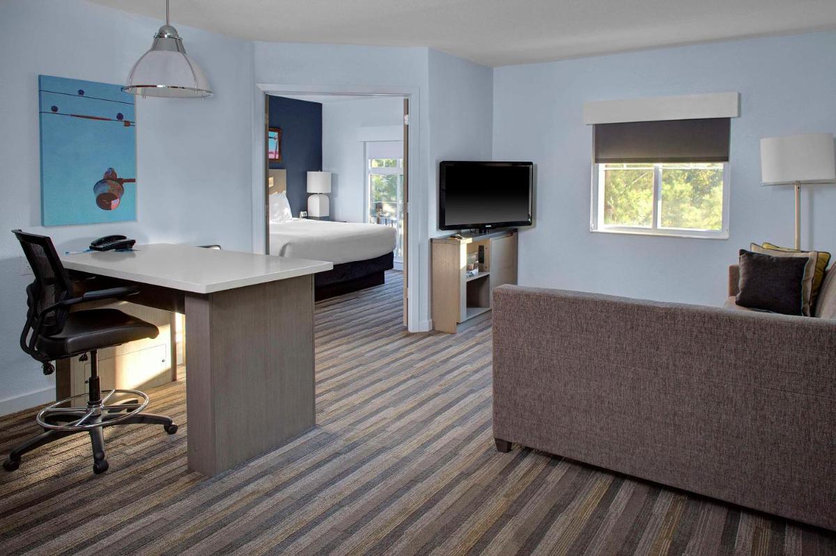 Hyatt House Philadelphia/Plymouth Meeting - Housity