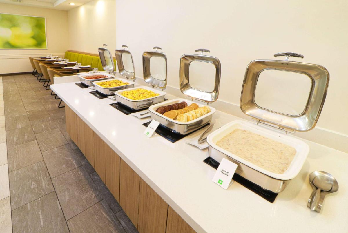 Wyndham Garden McAllen at La Plaza Mall - Housity