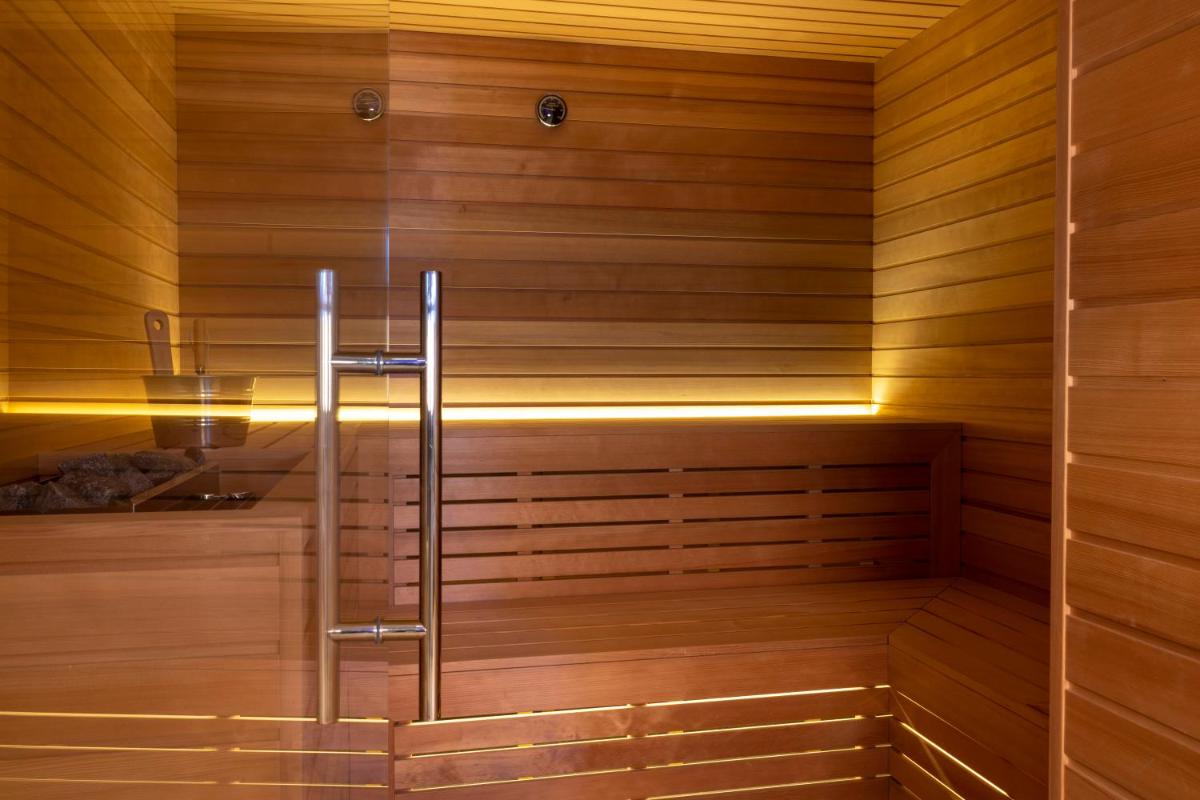Photo de la galerie de l'établissement Les Regalia Hôtel & Spa, à Sainte-Lucie de Porto-Vecchio