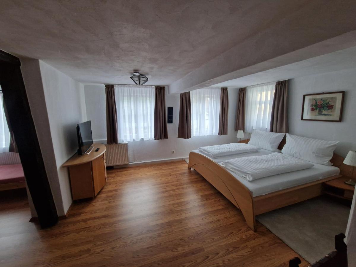 Gasthof zum Stern - Housity