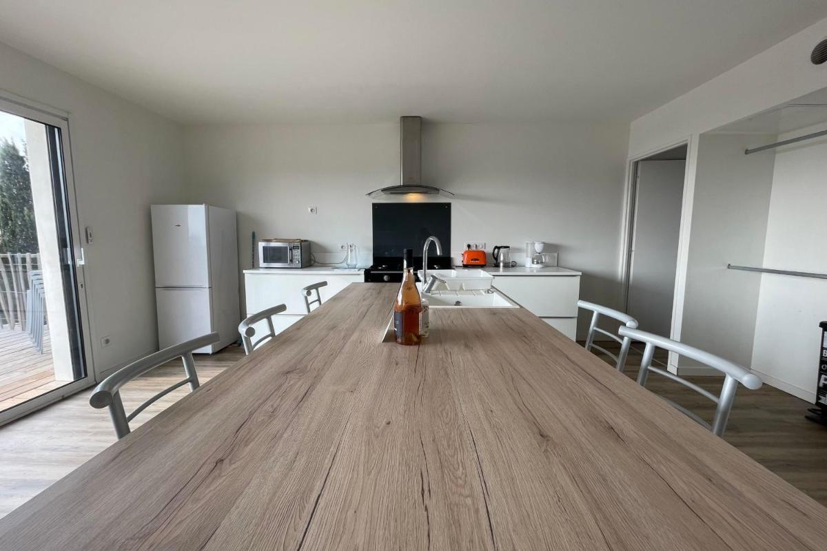 House Of 100 M 10 Min Walk From The City! - Housity
