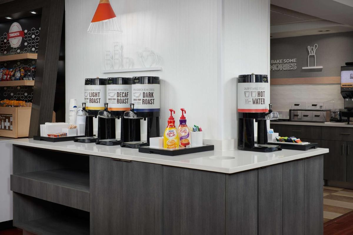 Hampton Inn Clemson - Housity