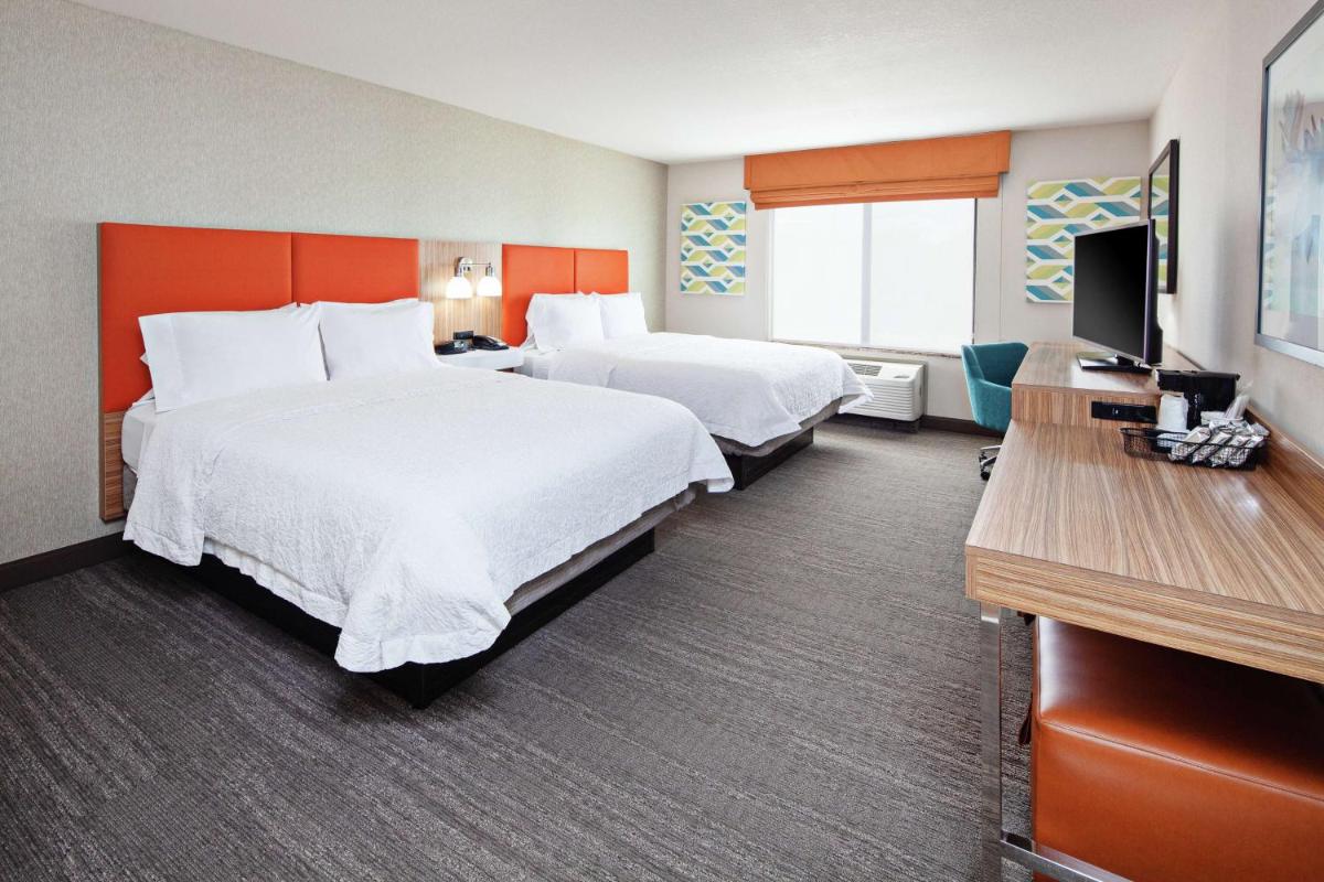 Hampton Inn & Suites Chino Hills - Housity