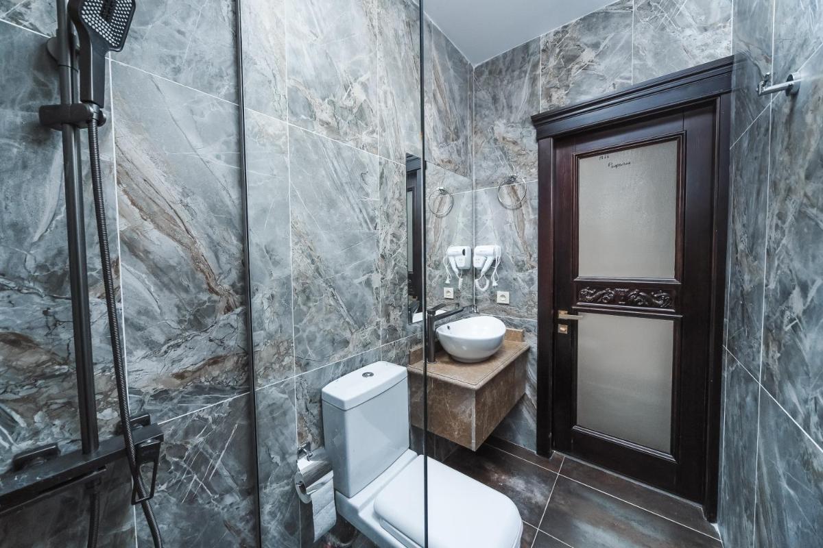 Dvin Hotel - Hizvo