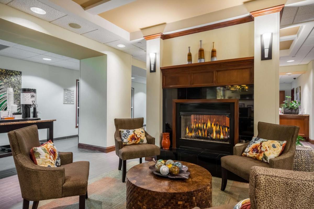 Hampton Inn Clifton Park - Housity