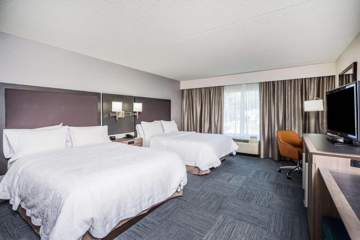 Hampton Inn Clifton Park - Housity