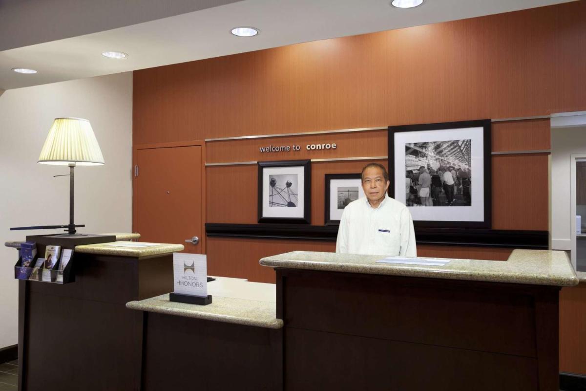 Hampton Inn & Suites Conroe I 45 North - Housity