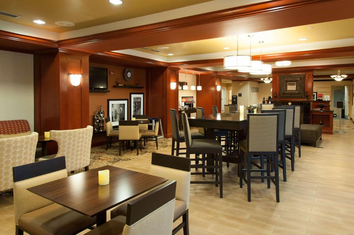 Hampton Inn Enterprise - Housity