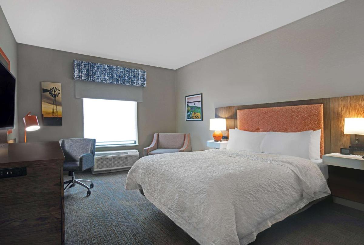Hampton Inn Keokuk - Housity