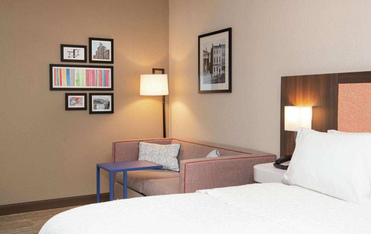 Hampton Inn Erie-South - Housity