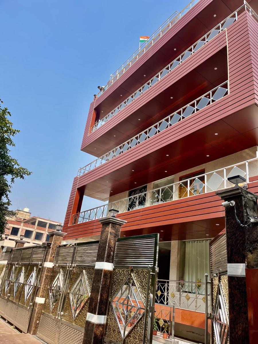 SRH HOTEL - Housity