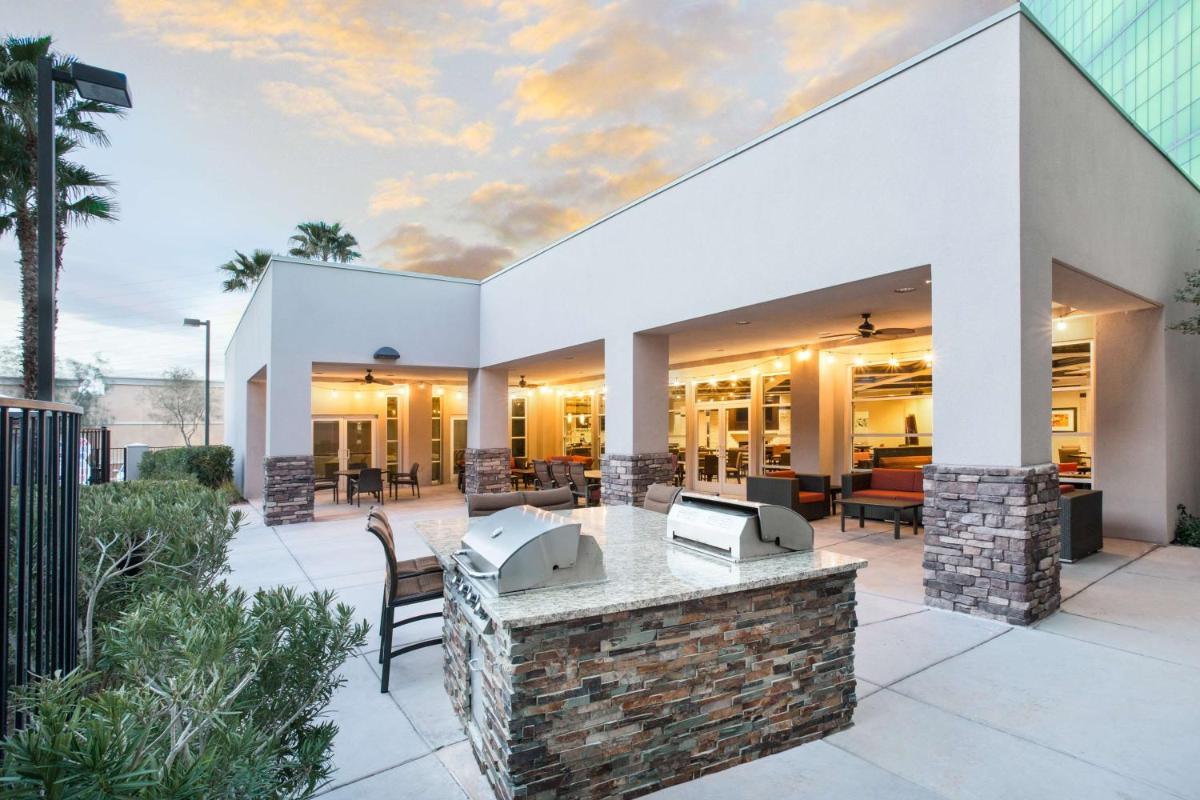 Homewood Suites by Hilton South Las Vegas - Housity