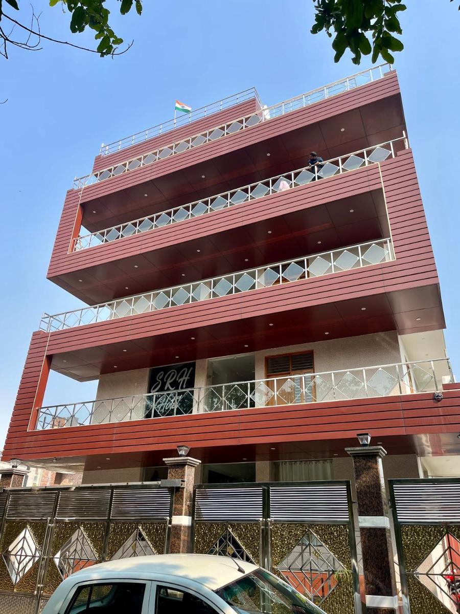 SRH HOTEL - Housity