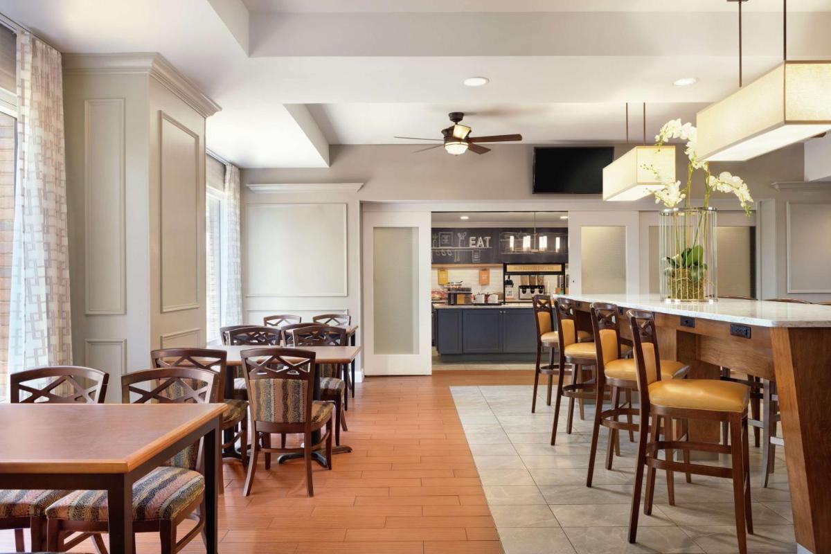 Hampton Inn & Suites Montgomery-EastChase - Housity