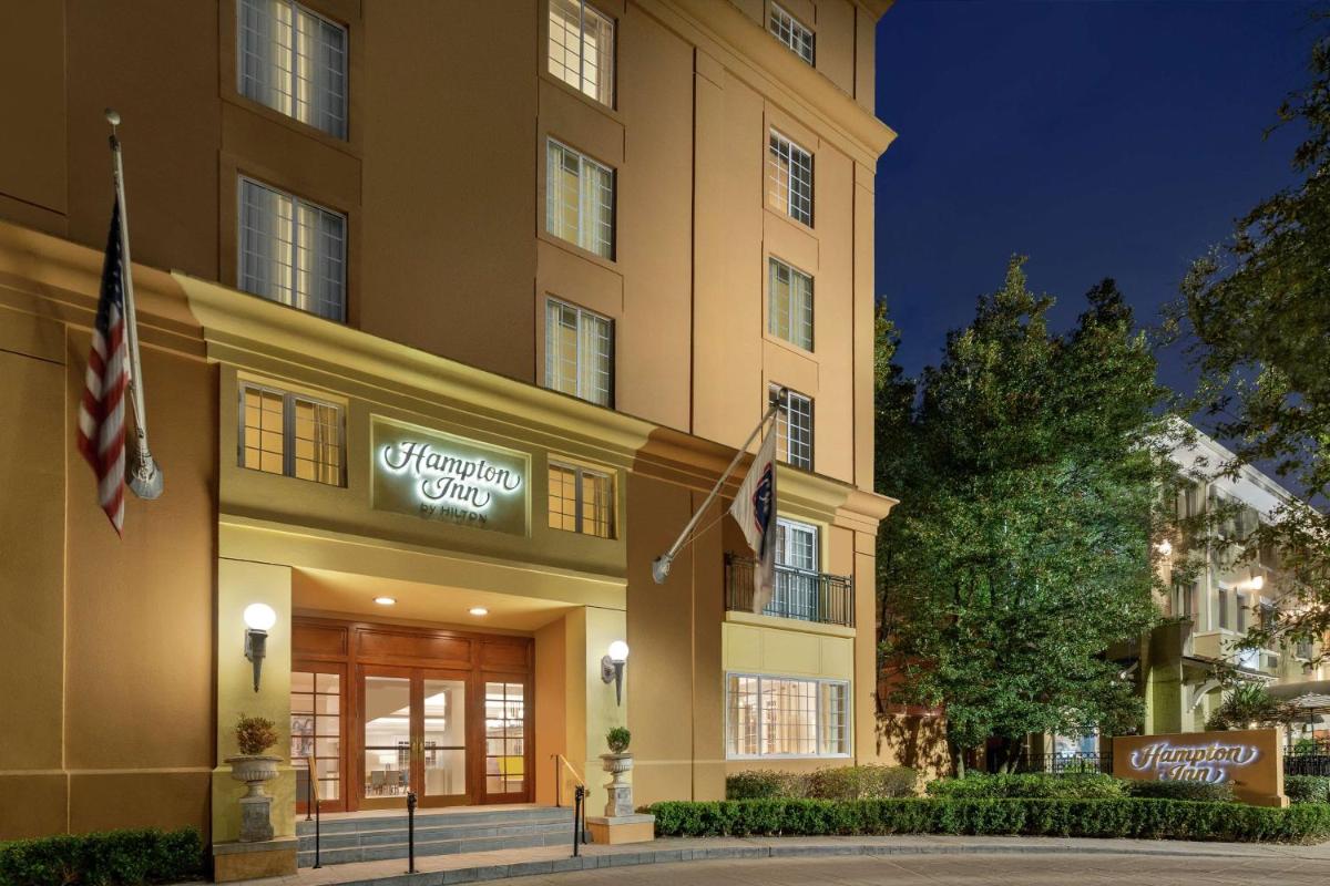 Hampton Inn New Orleans/St.Charles Ave - Housity