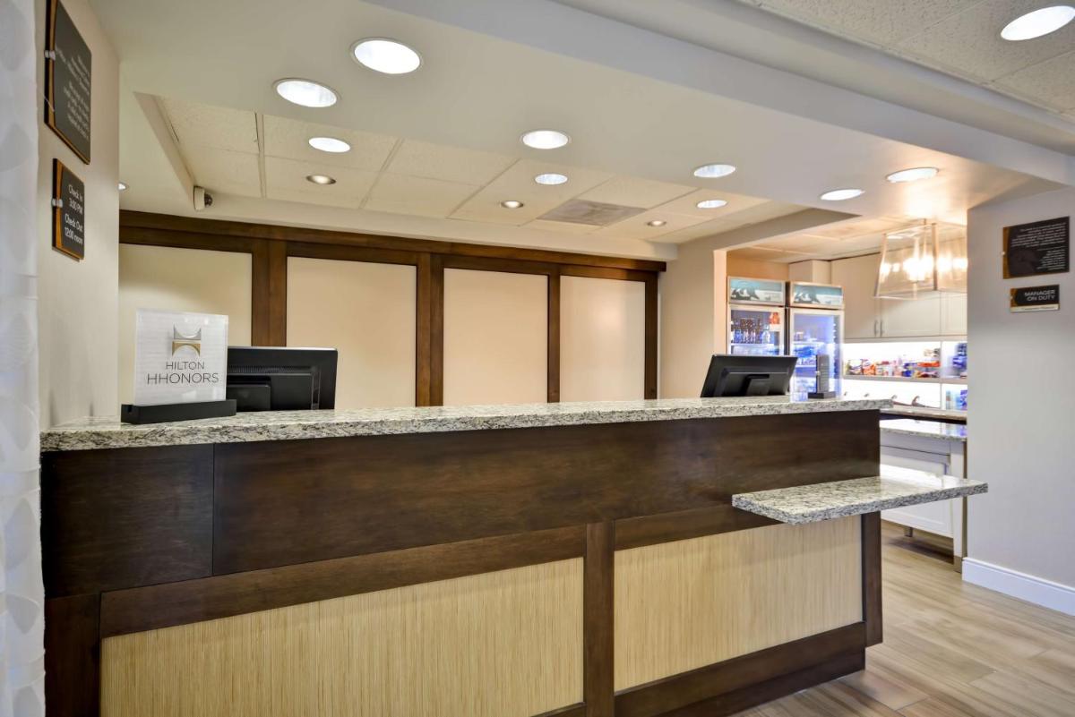 Homewood Suites by Hilton Hillsboro Beaverton - Housity