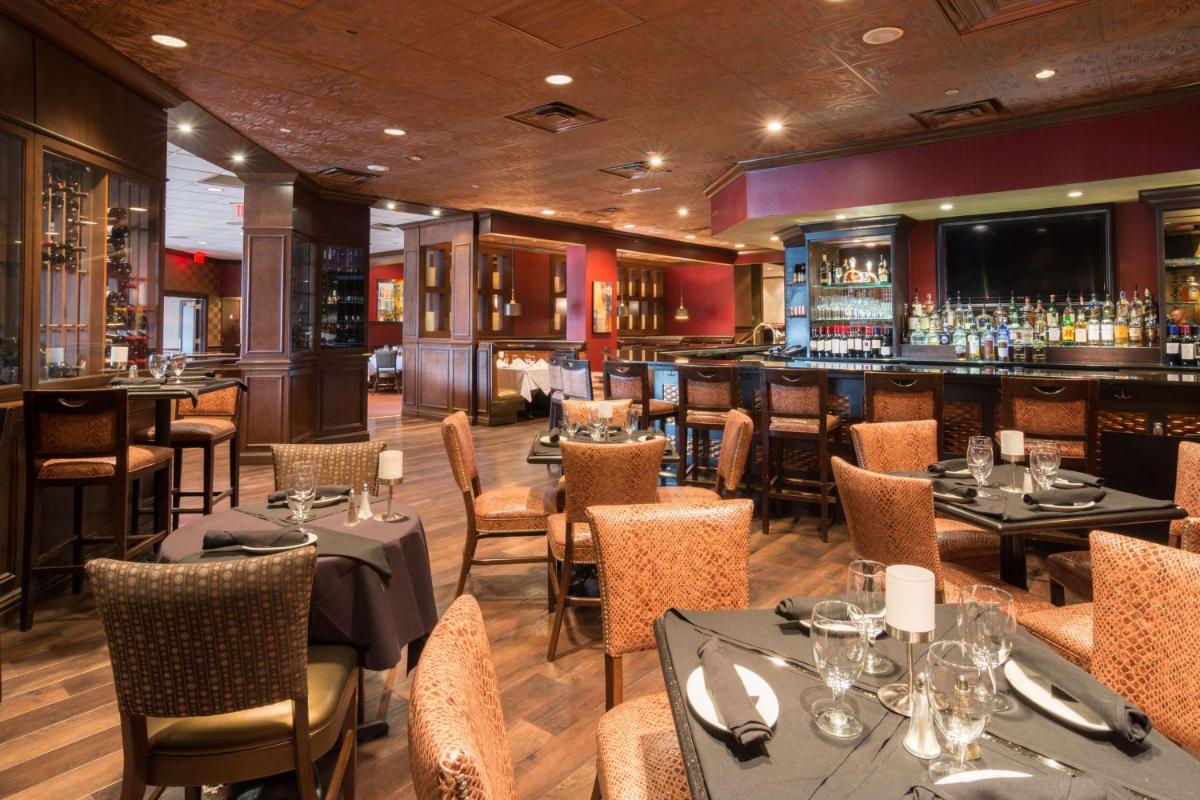 Hampton Inn Parsippany - Housity