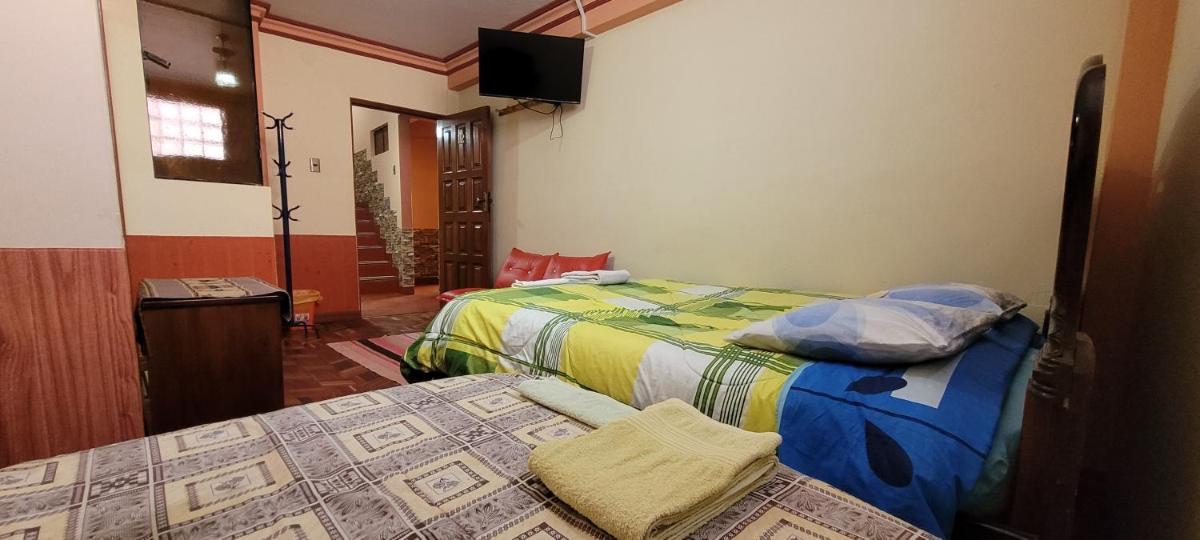 Hostal Sol y Luna - Housity
