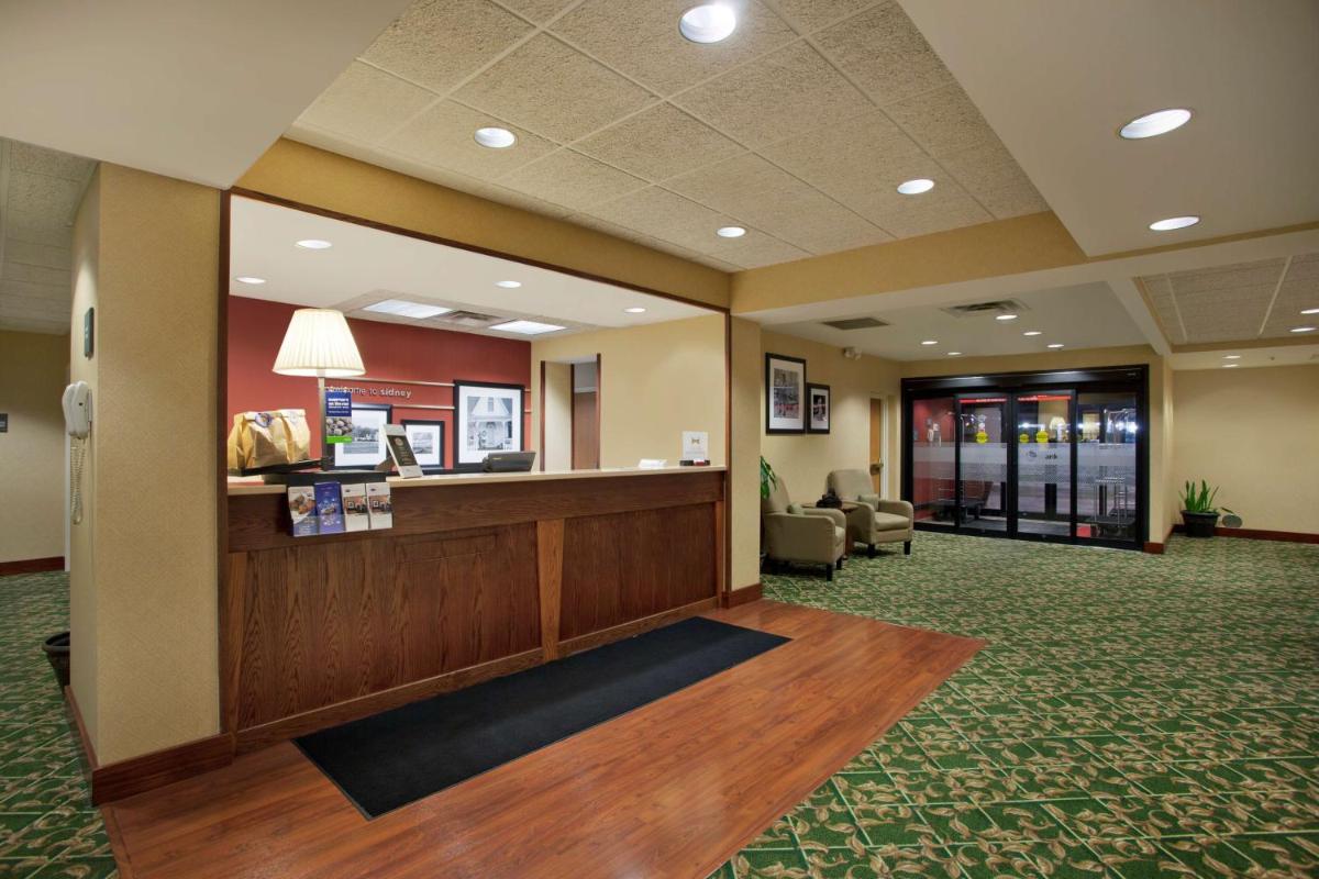 Hampton Inn Sidney - Housity