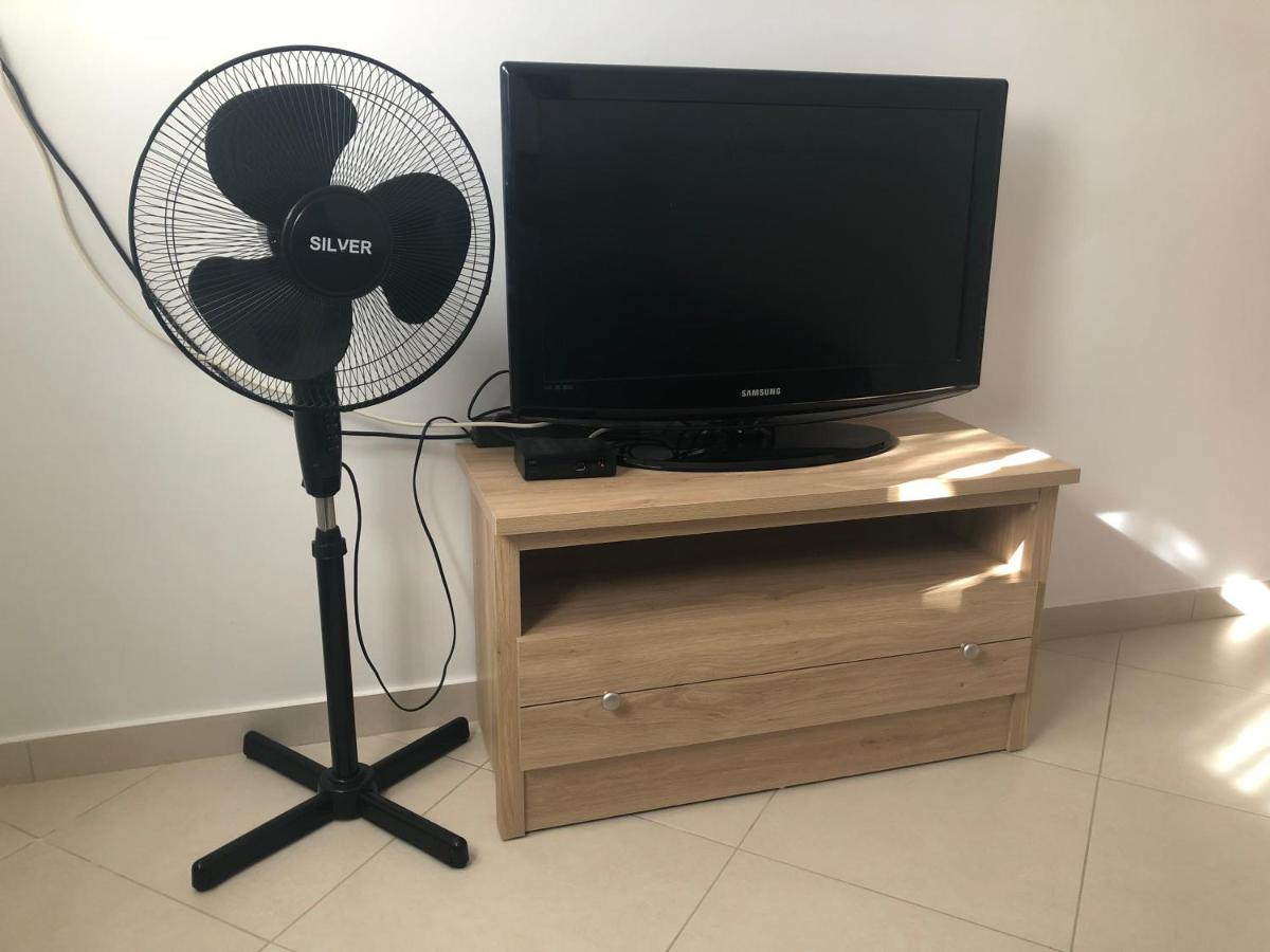 Artemis House - Housity