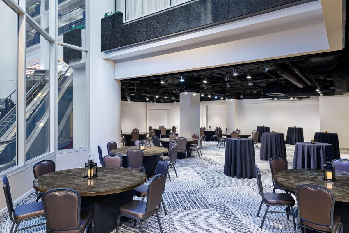Hilton Atlanta Airport - Hizvo