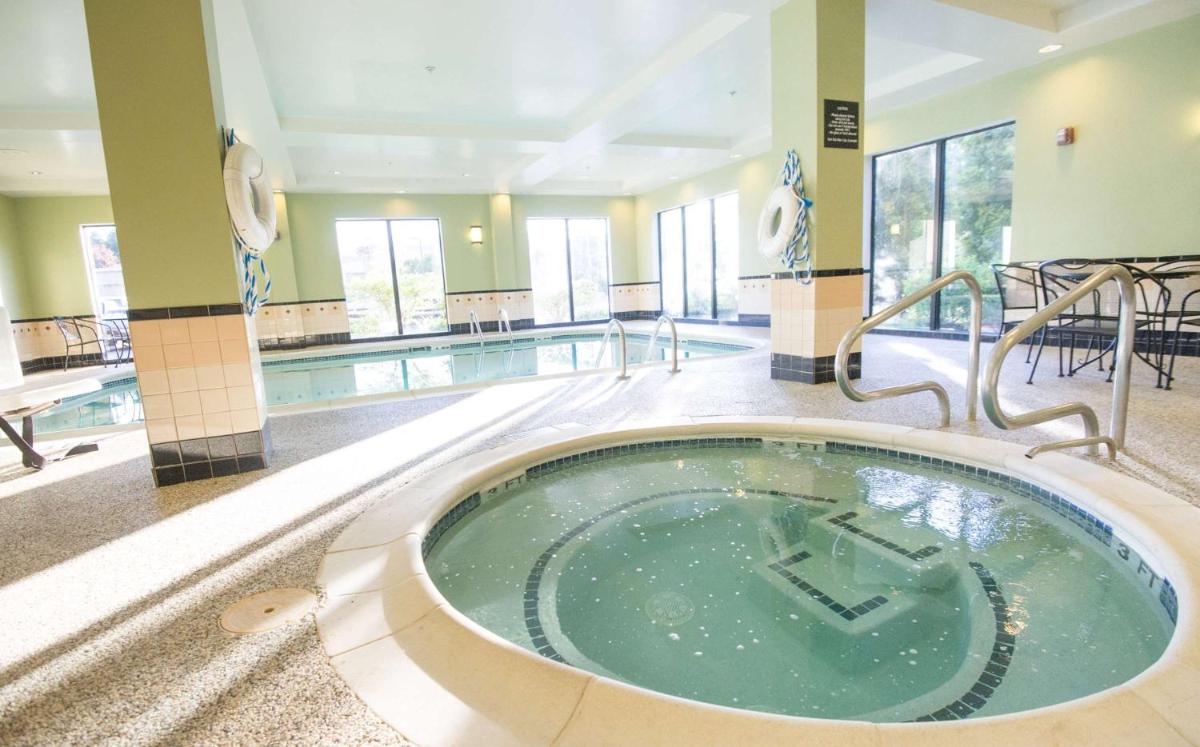 Hampton by Hilton Brattleboro - Housity