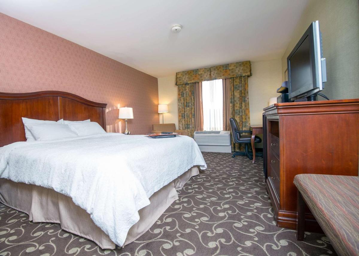 Hampton by Hilton Brattleboro - Housity