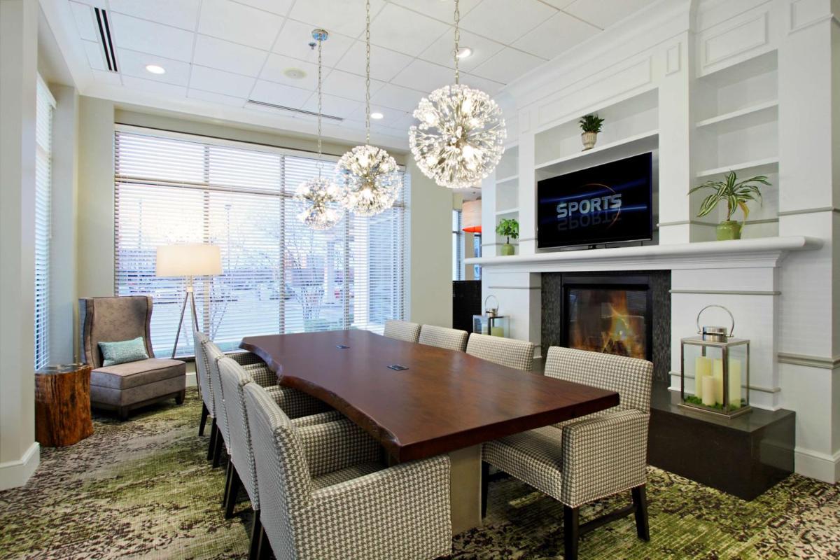 Hilton Garden Inn Columbus-University Area - Housity